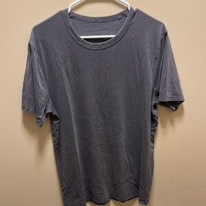 Lululemon Fundamental Tee - L - Gray